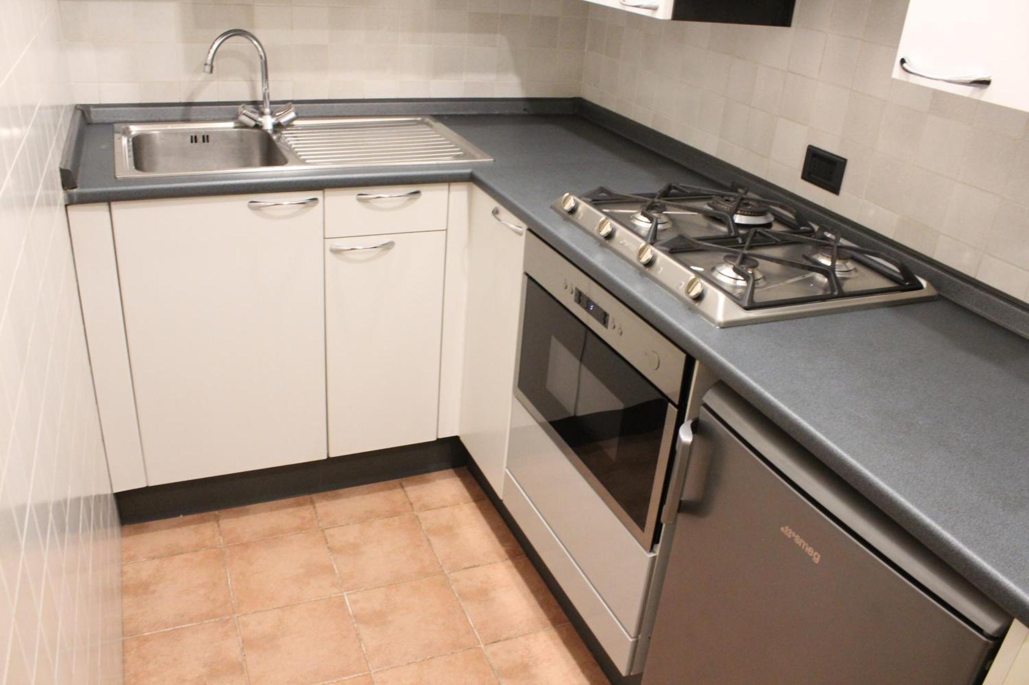 Suite & Loft Due Deliziosi Bilocali, Centralissimi, In Pietrasanta Buitenkant foto
