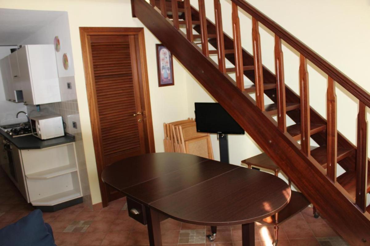 Suite & Loft Due Deliziosi Bilocali, Centralissimi, In Pietrasanta Buitenkant foto